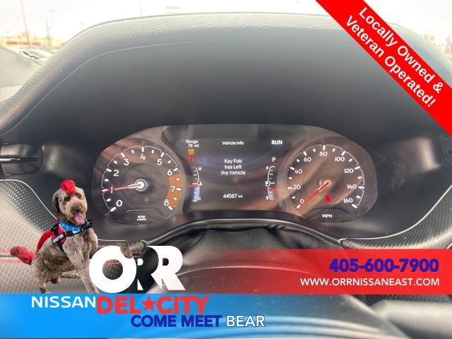 Used 2025 Jeep Compass Trailhawk image 21