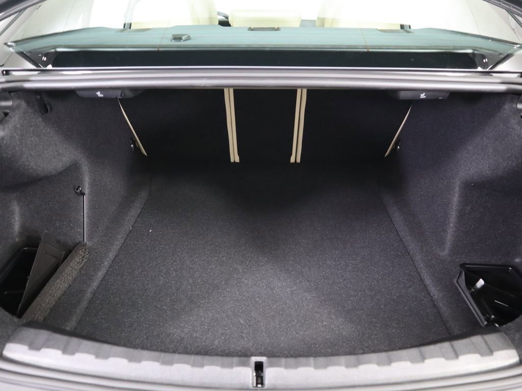 New 2026 BMW 330i Sedan w/ M Sport Package image 29