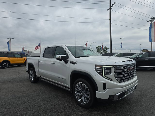 Used 2023 GMC Sierra 1500 Denali image 3