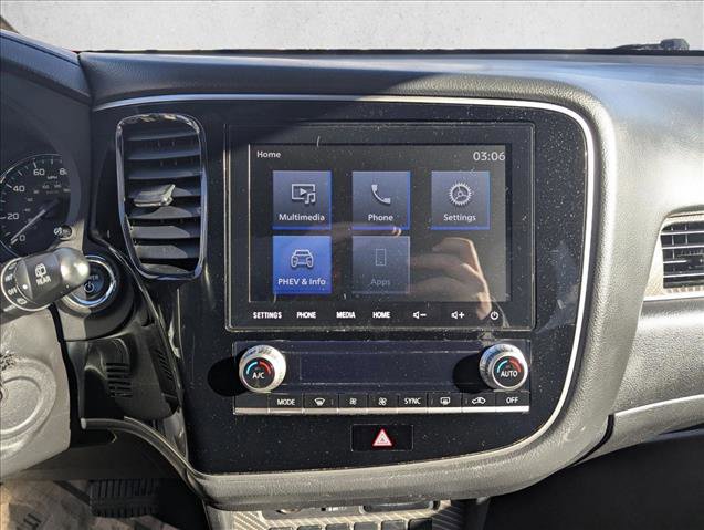 Used 2022 Mitsubishi Outlander SEL image 14