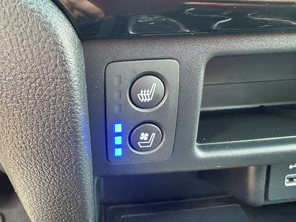 Certified 2024 Honda Passport Black Edition image 24