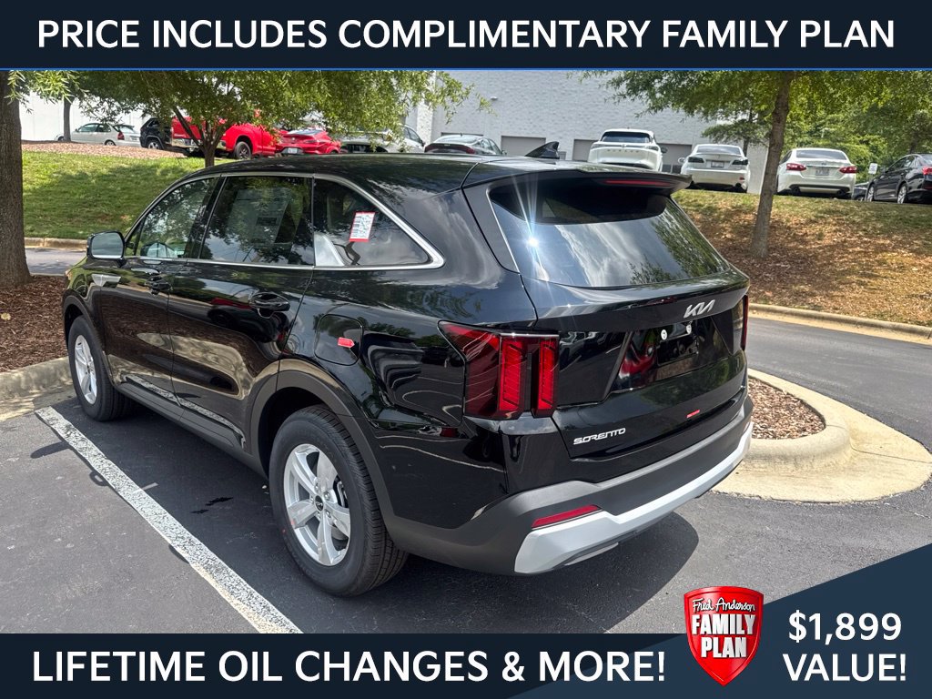 New 2026 Kia Sorento LX FWD image 15