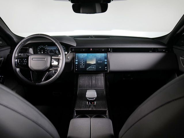 Used 2025 Land Rover Range Rover Velar Dynamic SE AWD/4WD image 4