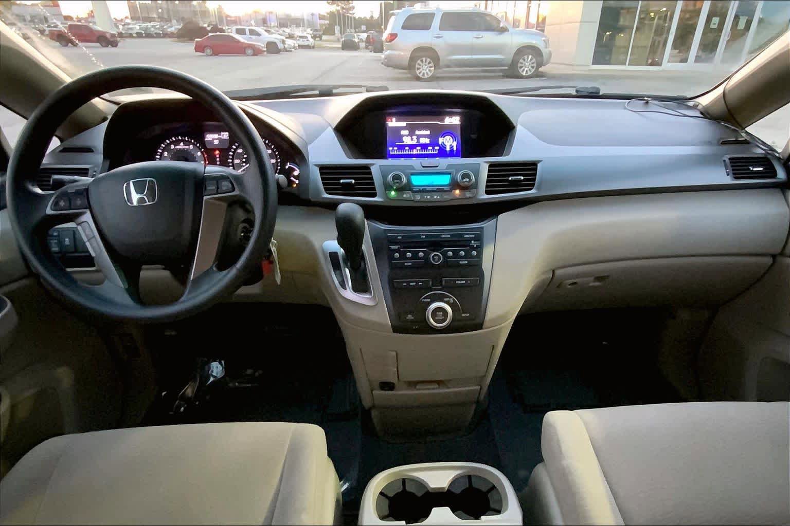 Used 2013 Honda Odyssey EX image 15