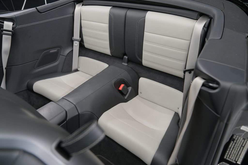 Used 2022 Porsche 911 Turbo image 24