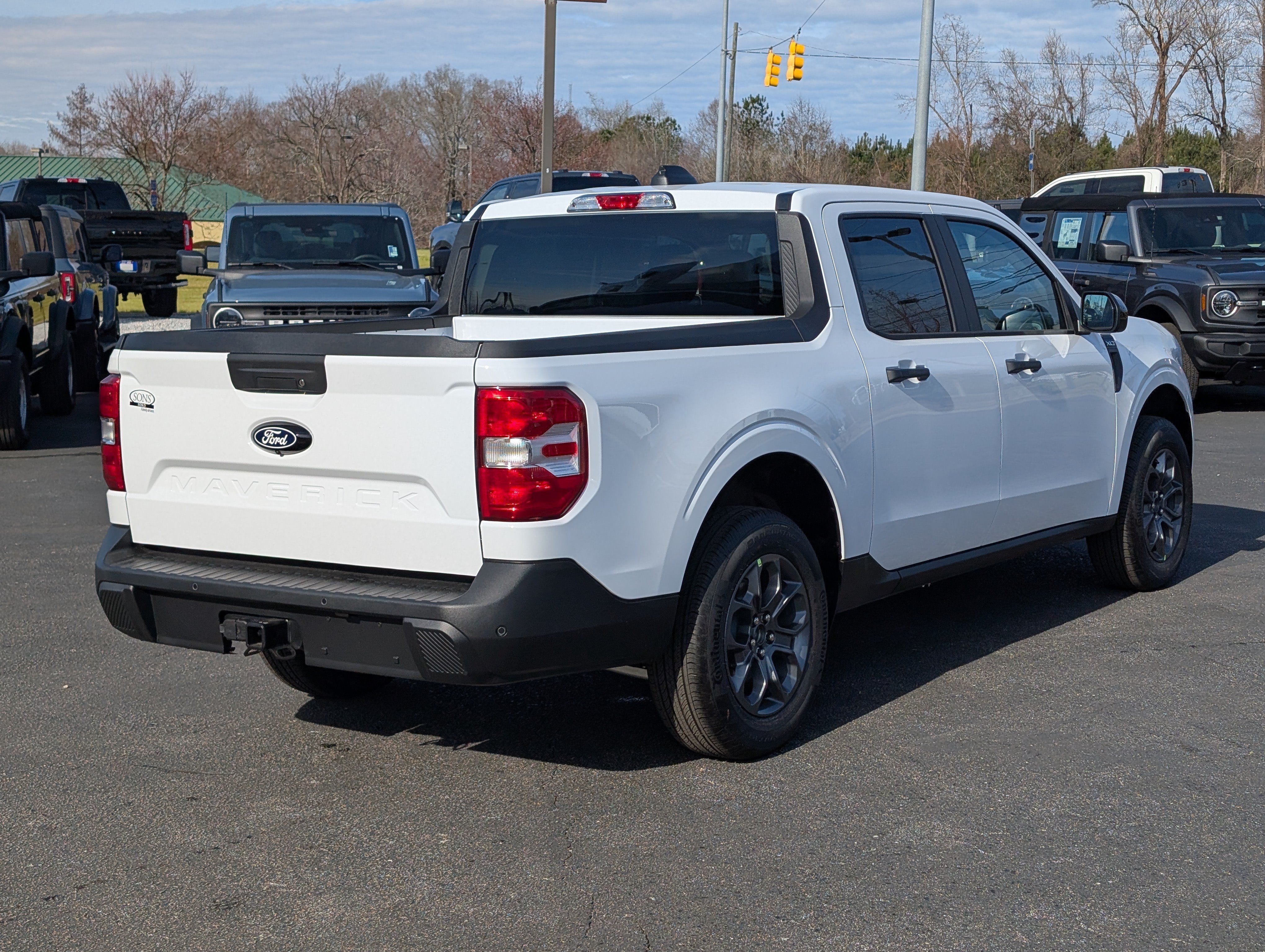 New 2026 Ford Maverick XLT w/ XLT Luxury Package AWD/4WD image 9