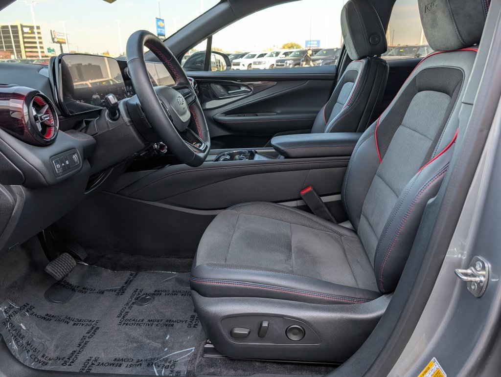 Used 2025 Chevrolet Blazer EV RS AWD/4WD image 14
