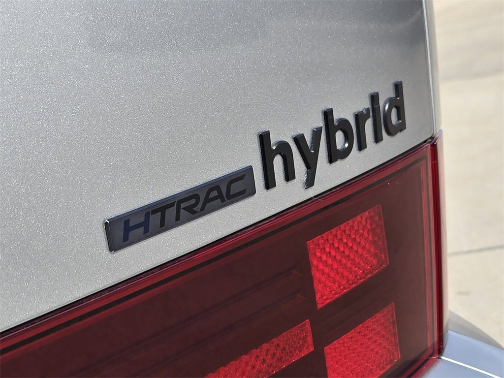 Used 2025 Hyundai Santa Fe Calligraphy image 16