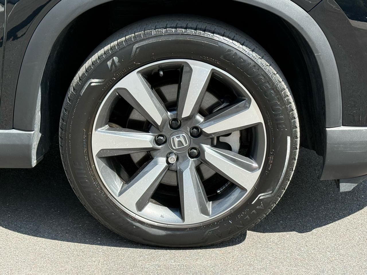 Used 2023 Honda Pilot Elite image 43