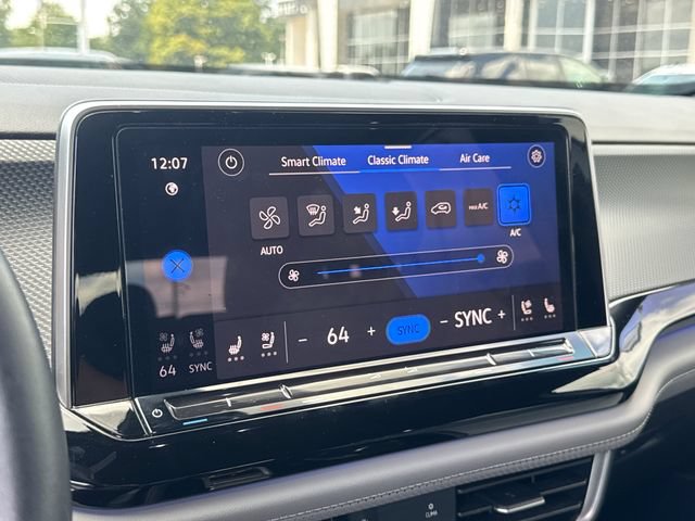 Used 2024 Volkswagen Atlas Cross Sport SEL R-Line AWD/4WD image 26