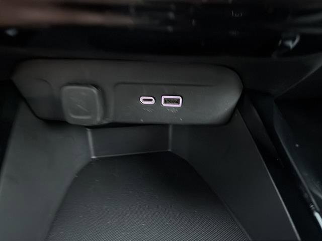 Used 2024 Chevrolet Trax LT image 22