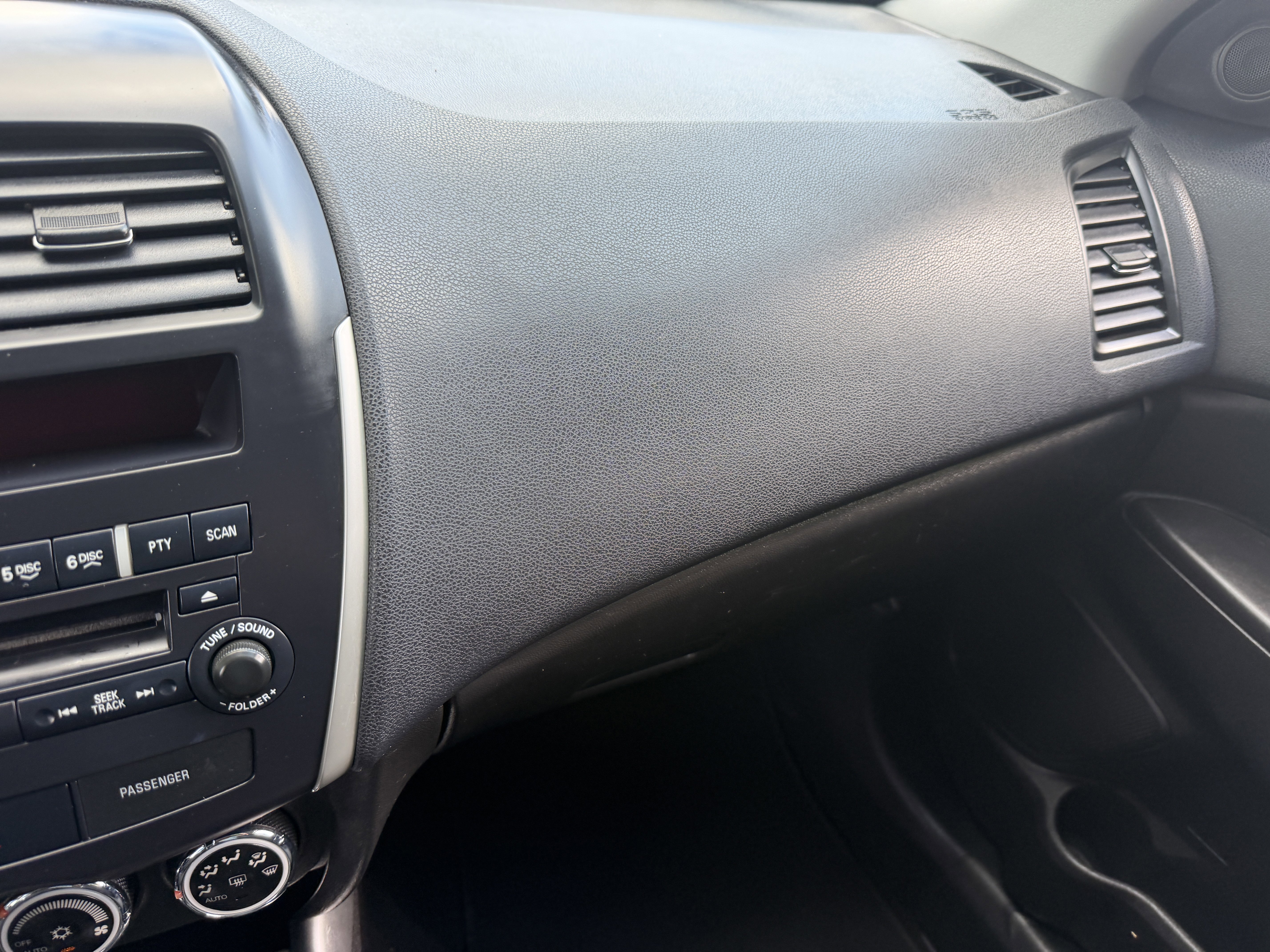 Used 2013 Mitsubishi Outlander Sport ES FWD image 29