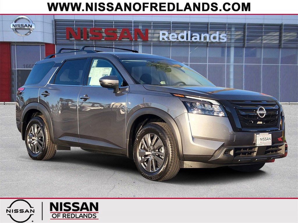 New 2025 Nissan Pathfinder SV w/ Black Appearance Package image 1