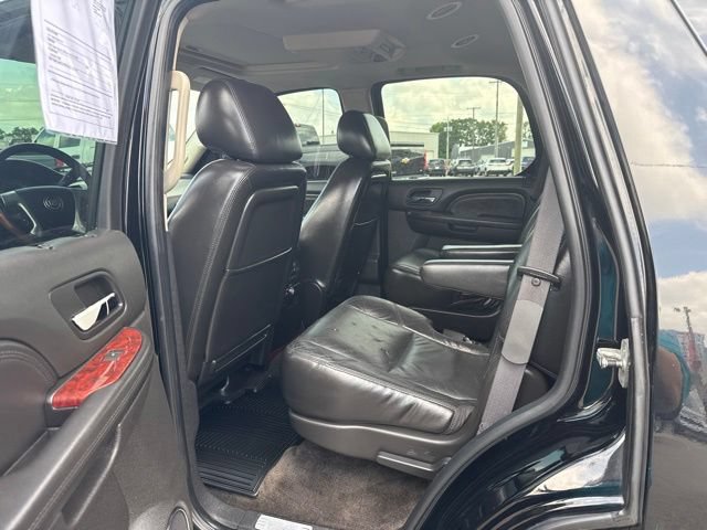 Used 2011 Cadillac Escalade Premium AWD/4WD image 11