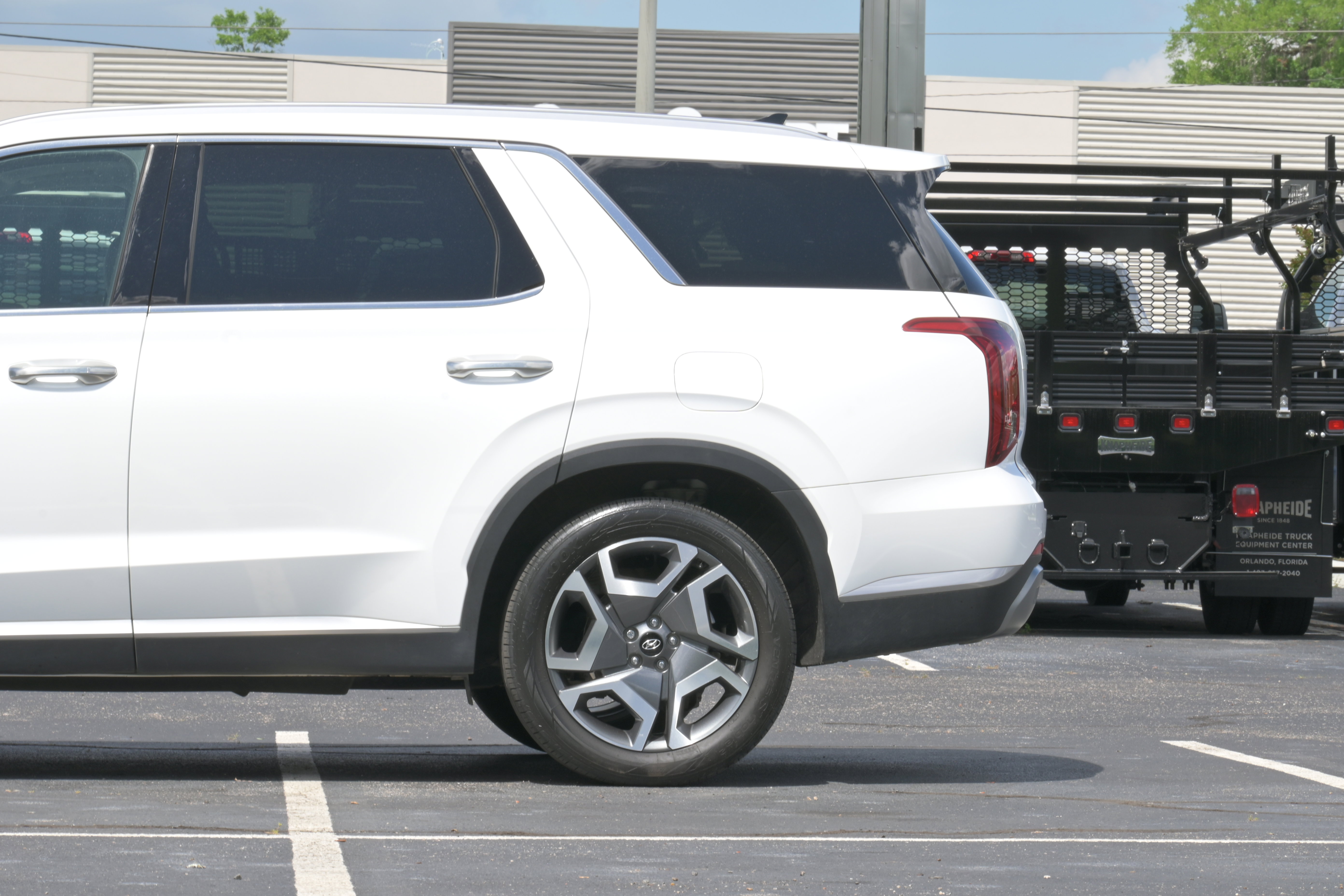 Used 2024 Hyundai Palisade SEL w/ Premium Package image 5