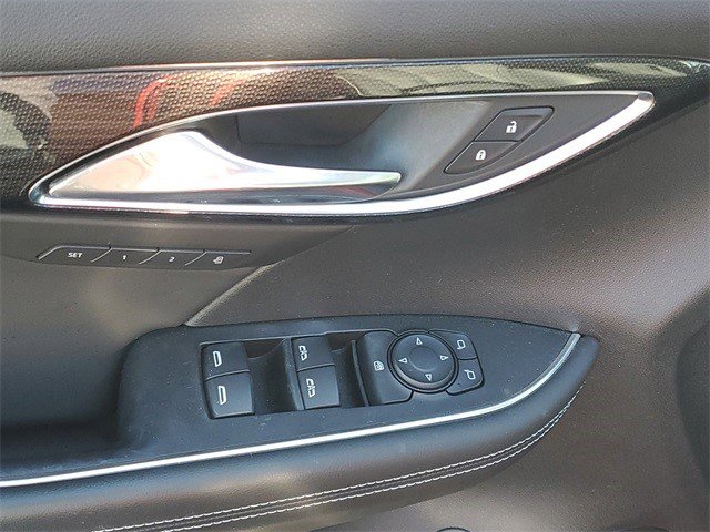 Certified 2021 Buick Envision Essence w/ Sport Touring Package image 23