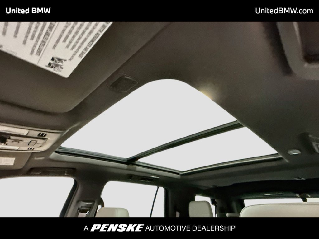 Used 2021 Chevrolet Tahoe Z71 w/ Z71 Signature Package AWD/4WD image 18