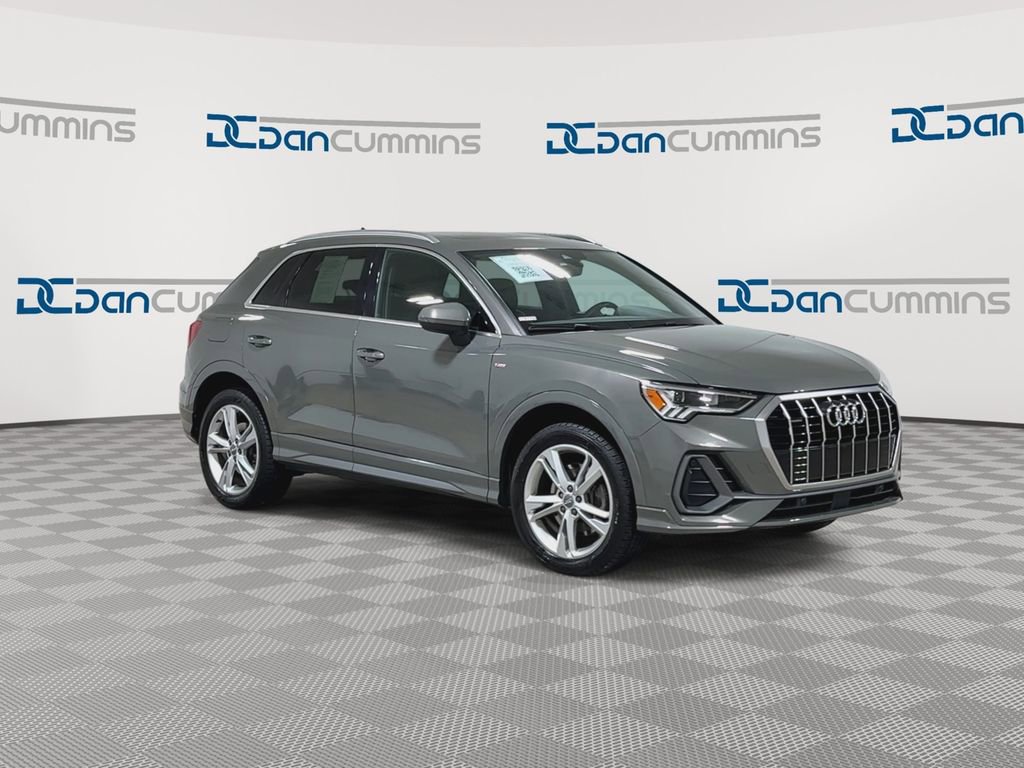 Used 2020 Audi Q3 2.0T Premium Plus w/ Premium Plus Package AWD/4WD image 2