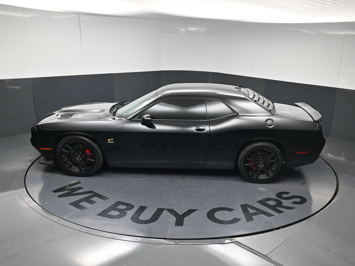 Used 2021 Dodge Challenger R/T Scat Pack RWD image 20