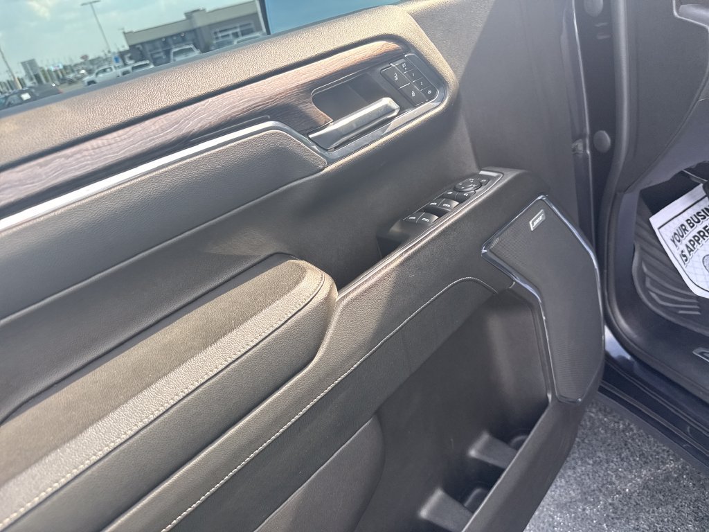 Used 2023 Chevrolet Silverado 1500 LTZ w/ LTZ Premium Package AWD/4WD image 24