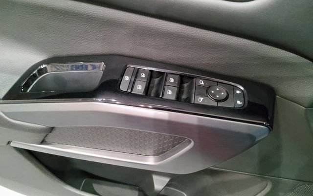 Used 2023 Nissan Pathfinder SL image 26