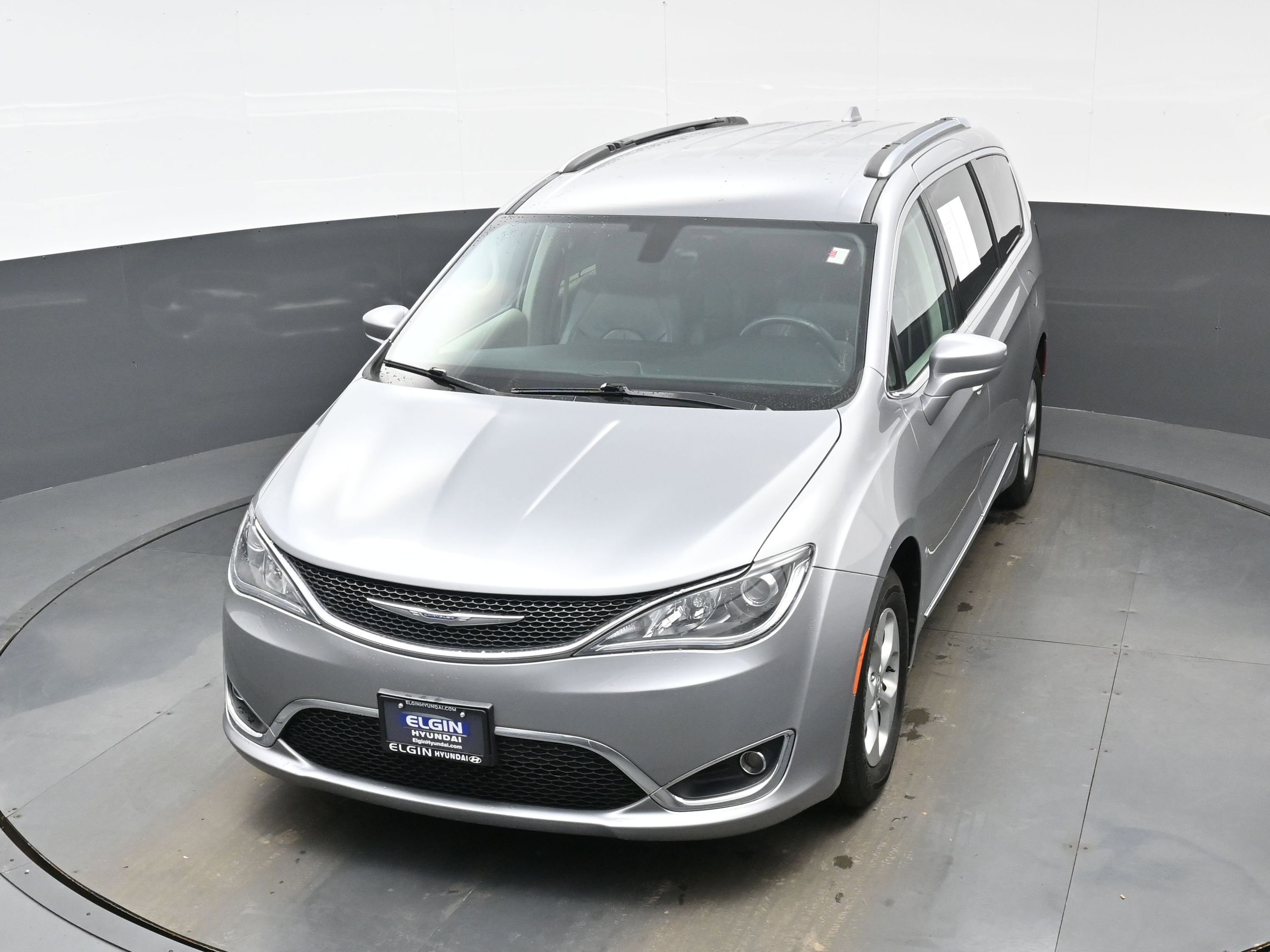 Used 2017 Chrysler Pacifica Touring-L Plus image 42