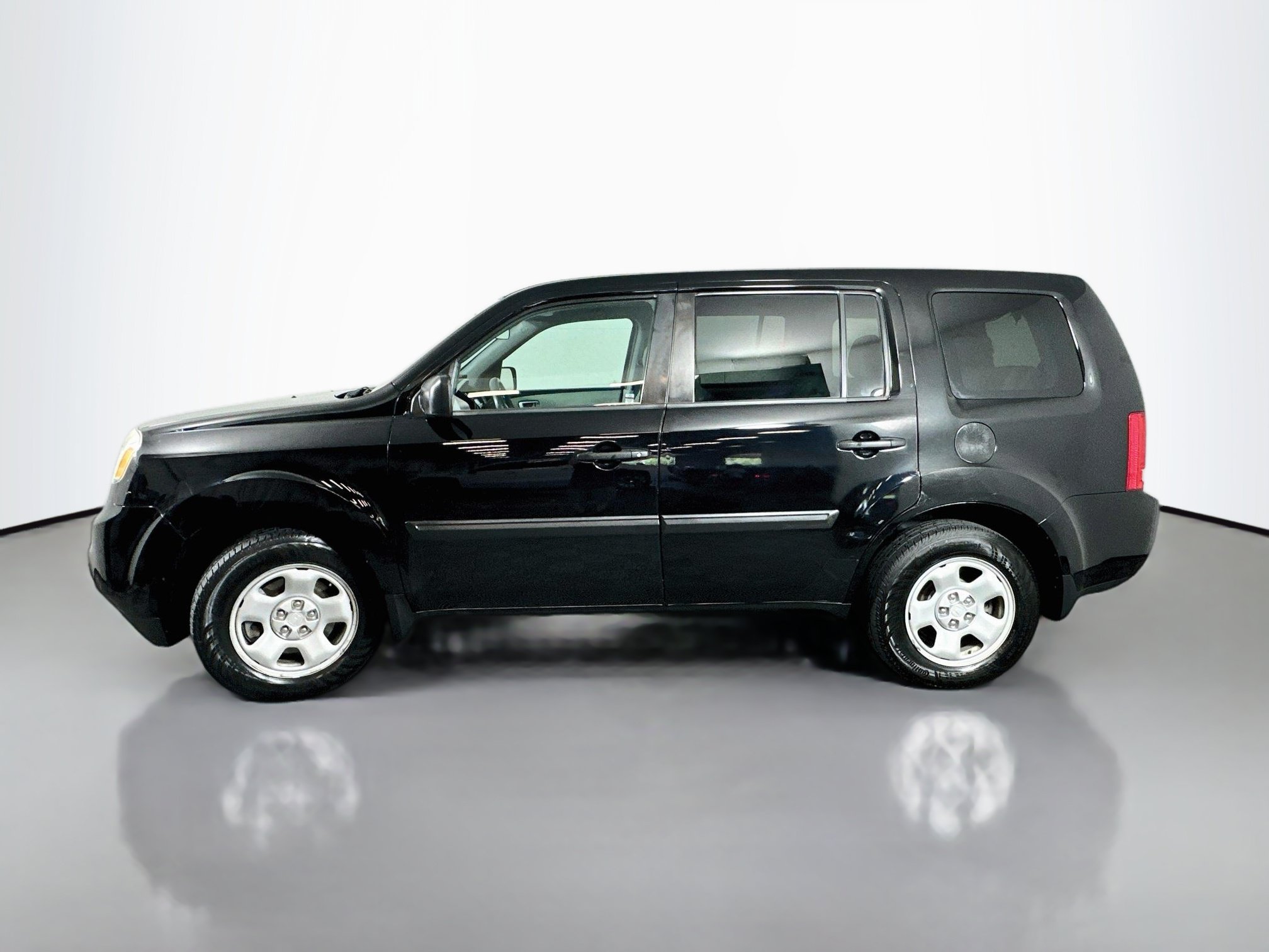 Used 2013 Honda Pilot LX image 4