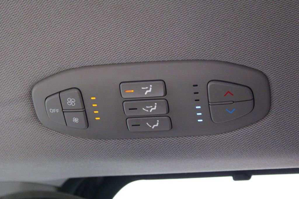 Used 2017 Kia Sedona LX w/ LX Essentials Premium Package image 28