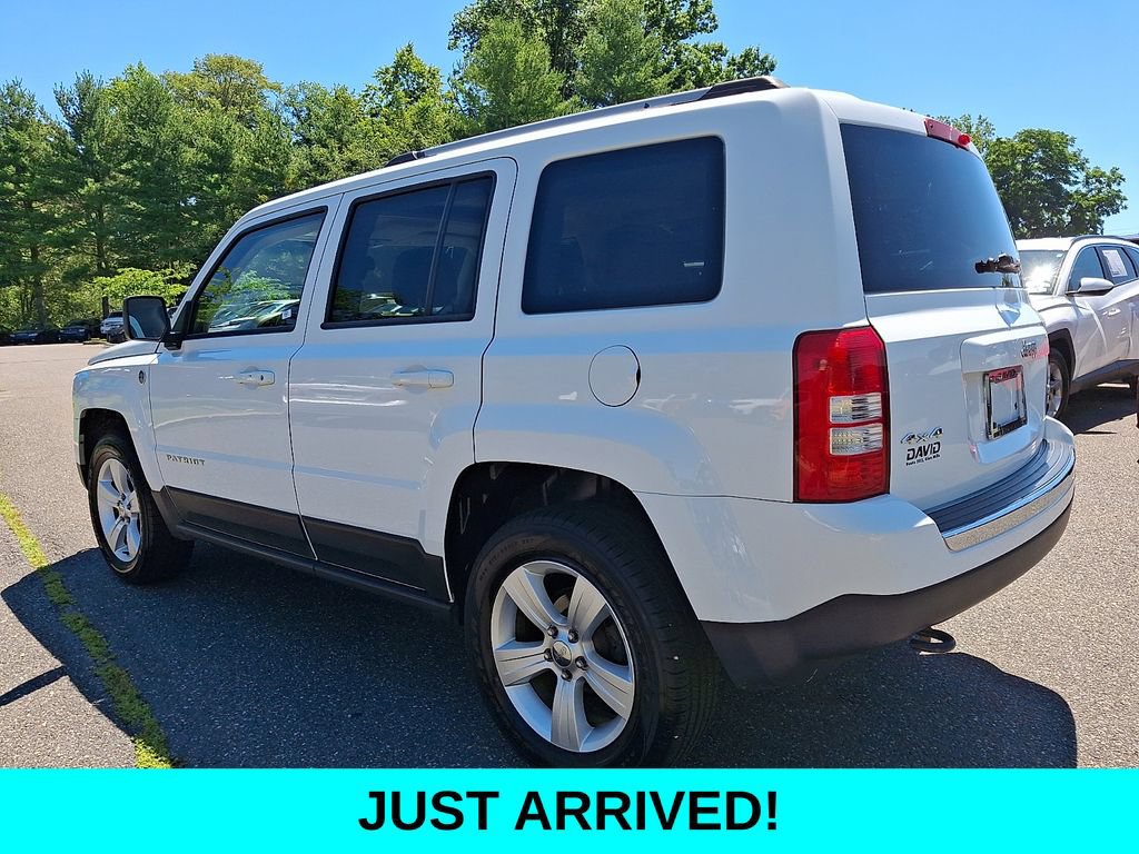 Used 2014 Jeep Patriot Limited w/ Sun/Sound Group AWD/4WD image 4