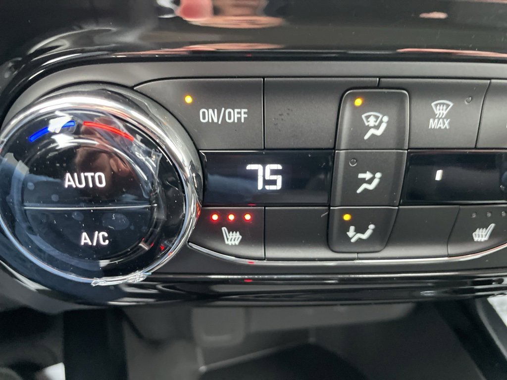 New 2026 Chevrolet Trax LT w/ Driver Confidence Package image 8