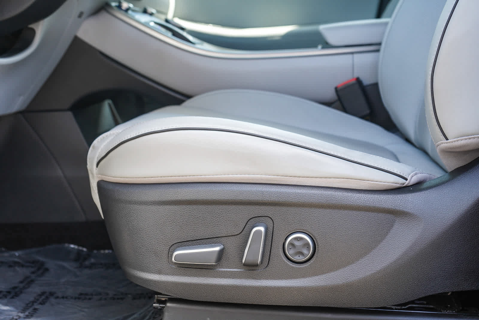 Used 2024 Hyundai Palisade SEL FWD image 22