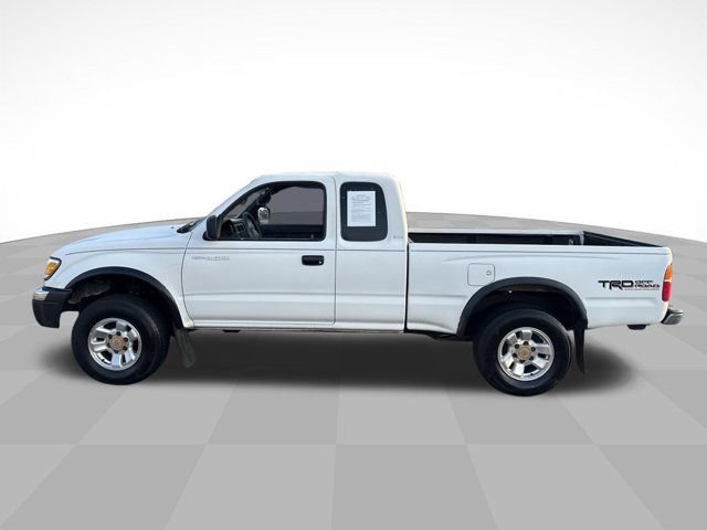 Used 2000 Toyota Tacoma PreRunner RWD image 4