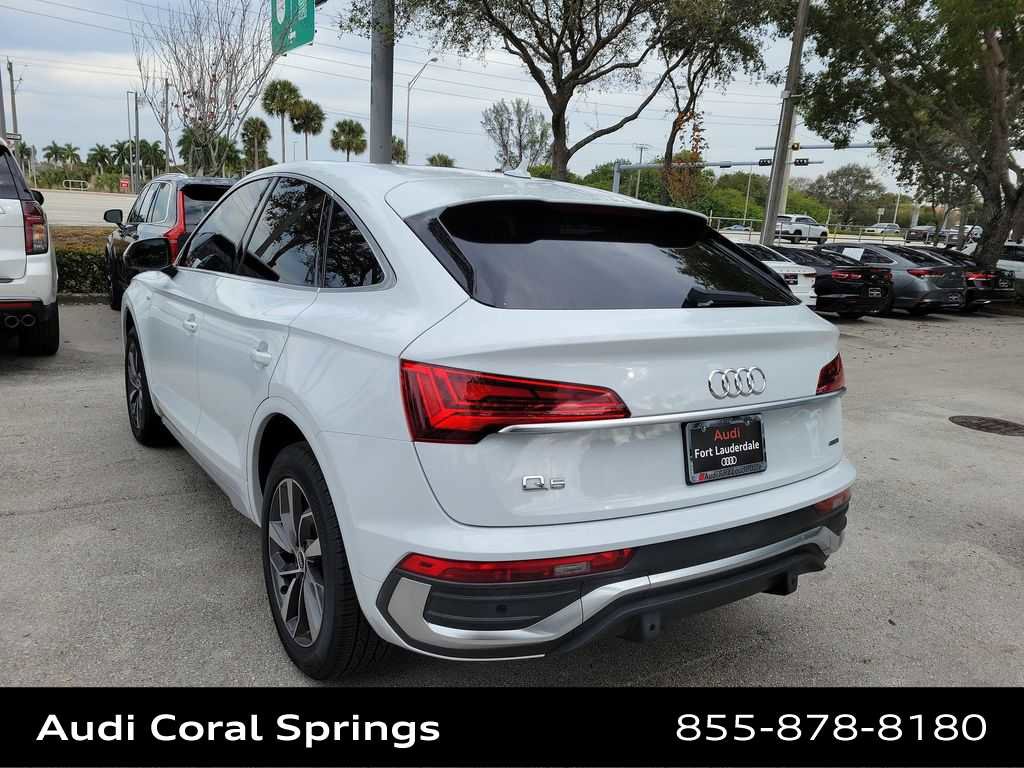 Used 2021 Audi Q5 2.0T Premium w/ Convenience Package image 12