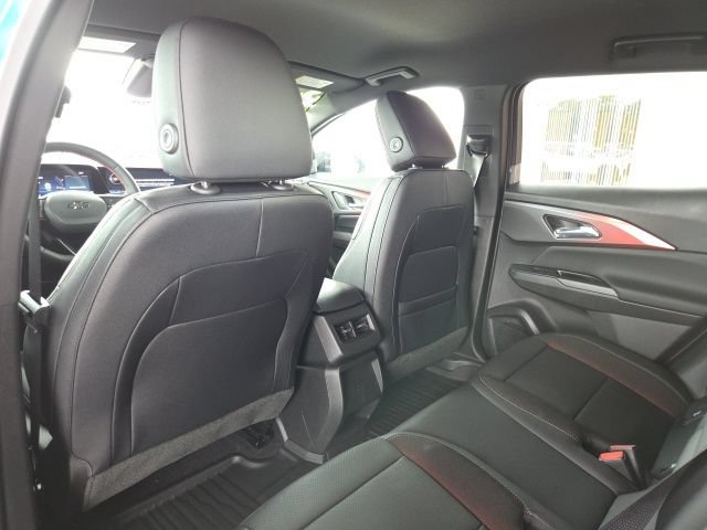 New 2026 Chevrolet Equinox EV RS FWD image 16