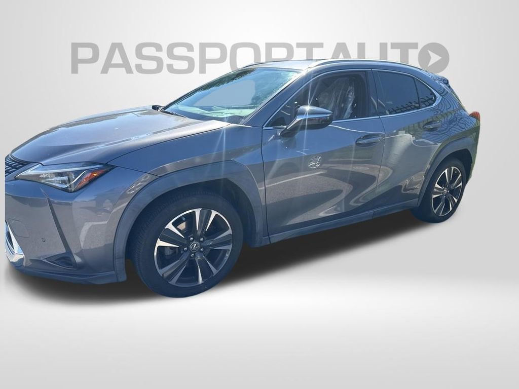 Used 2019 Lexus UX 200 w/ Premium Package FWD image 1