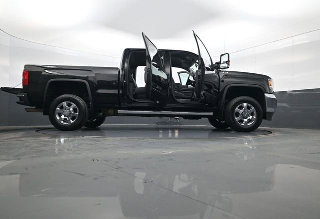 Used 2019 GMC Sierra 3500 SLT image 33