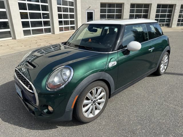 Used 2017 MINI Cooper S image 4