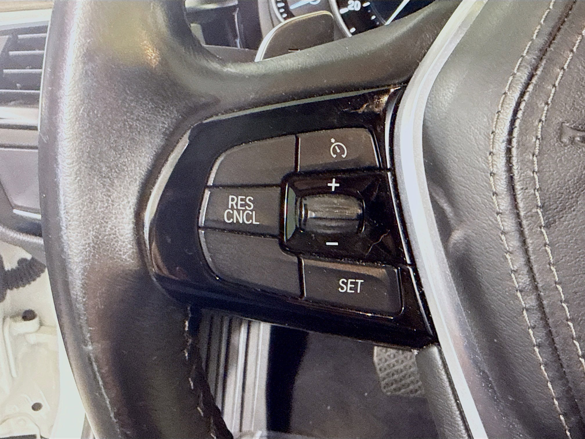 Used 2019 BMW 530i w/ Convenience Package image 14