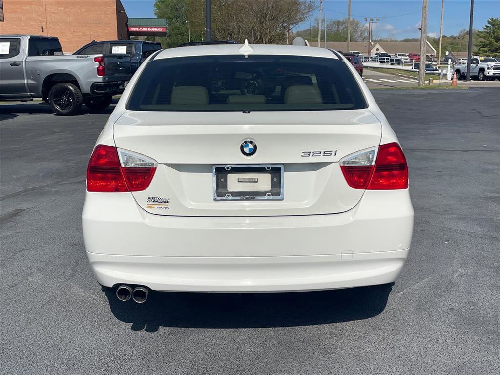 Used 2006 BMW 325i Sedan image 6