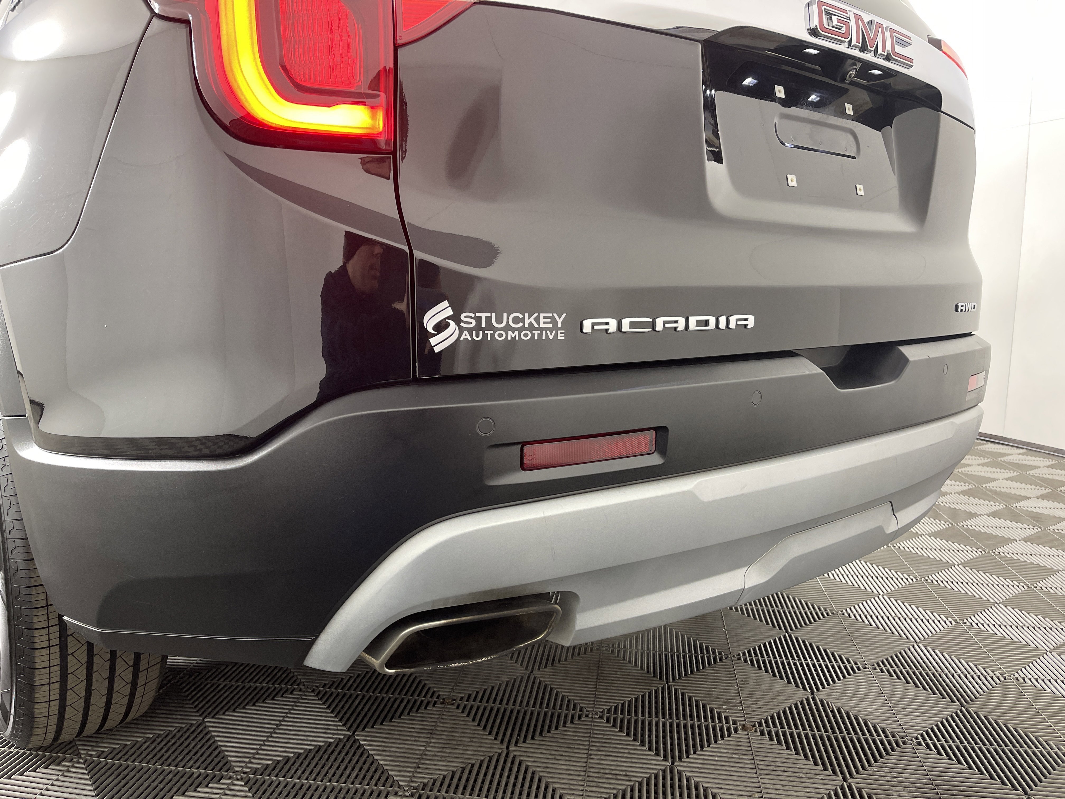 Used 2022 GMC Acadia SLT w/ Technology Package image 7