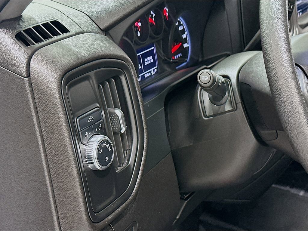 Used 2024 GMC Sierra 1500 Pro w/ Pro Value Package image 10