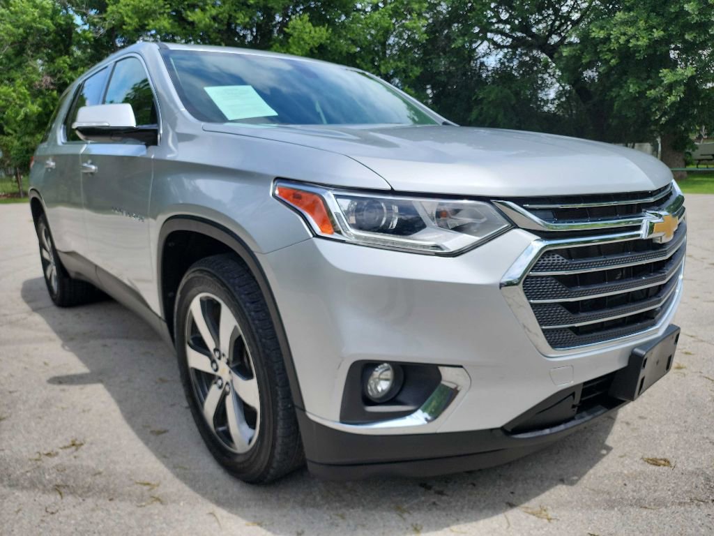 Used 2020 Chevrolet Traverse LT w/ LT Premium Package