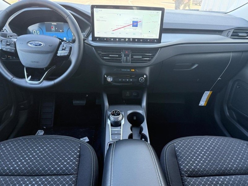 New 2025 Ford Escape Active w/ Active Premium Tech Pack image 8