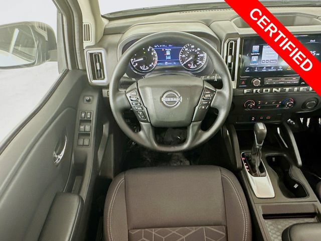 Certified 2025 Nissan Frontier SV RWD image 21