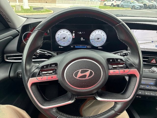Used 2024 Hyundai Elantra Limited FWD image 28