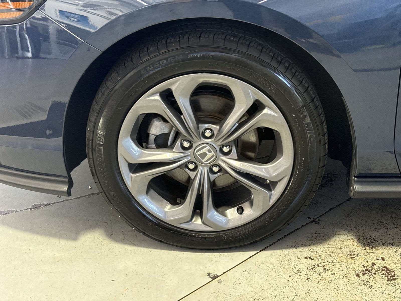Used 2024 Honda Accord EX image 13