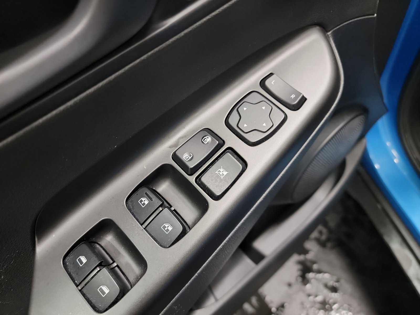 Used 2019 Hyundai Kona SEL image 14