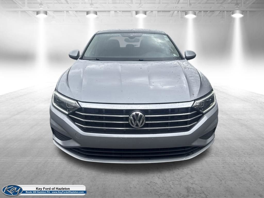 Used 2020 Volkswagen Jetta SEL FWD image 2
