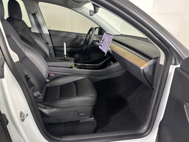 Used 2021 Tesla Model Y Performance image 25