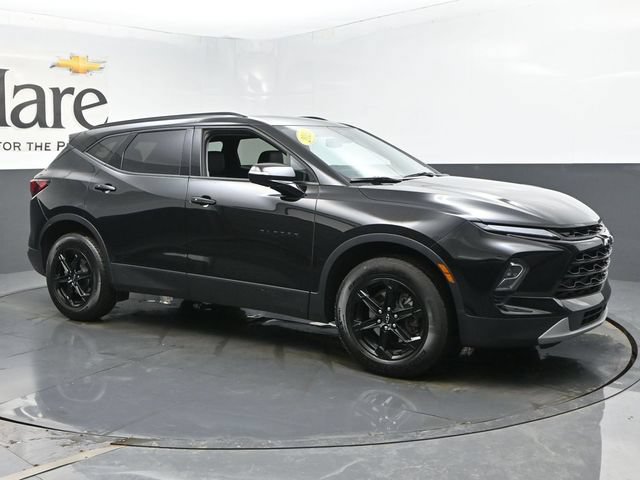 Used 2023 Chevrolet Blazer LT w/ Midnight/Sport Edition FWD image 6